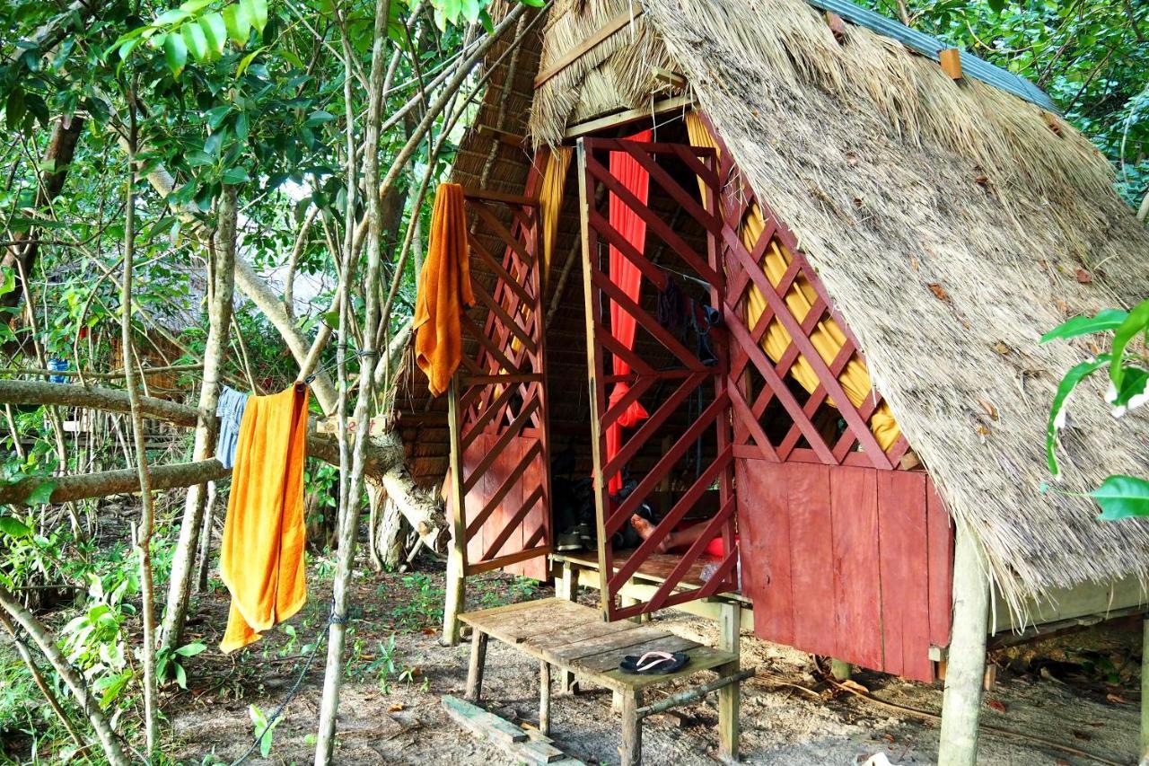 ホテル Crusoe Koh Takiev Island Koh Ta Kiev エクステリア 写真