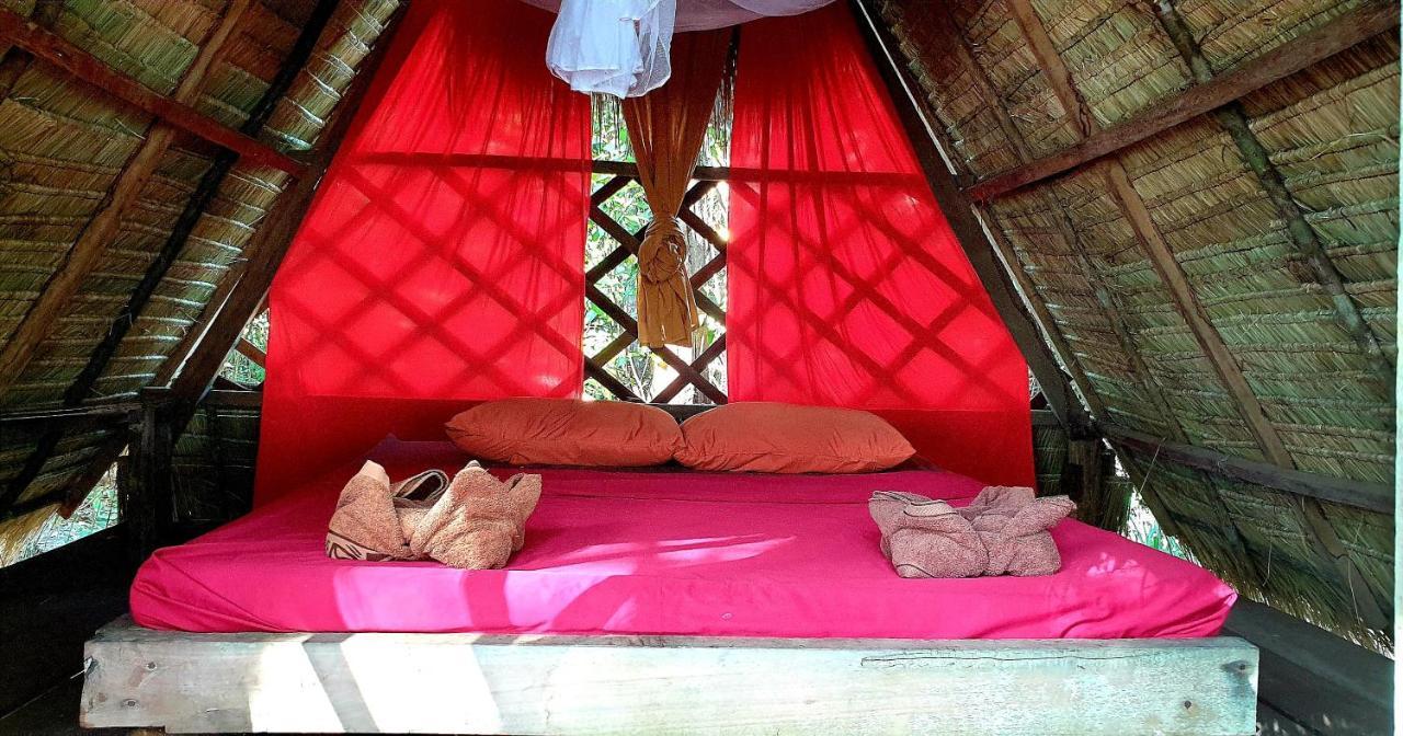 ホテル Crusoe Koh Takiev Island Koh Ta Kiev エクステリア 写真