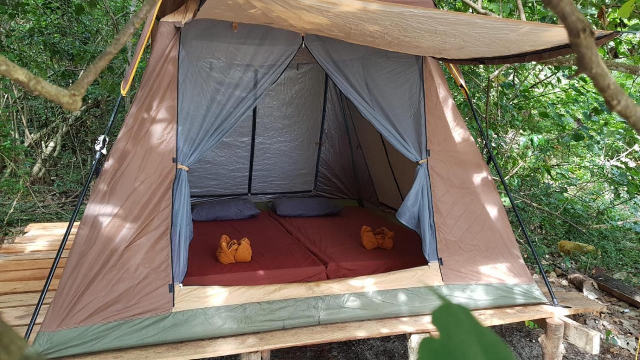 ホテル Crusoe Koh Takiev Island Koh Ta Kiev エクステリア 写真