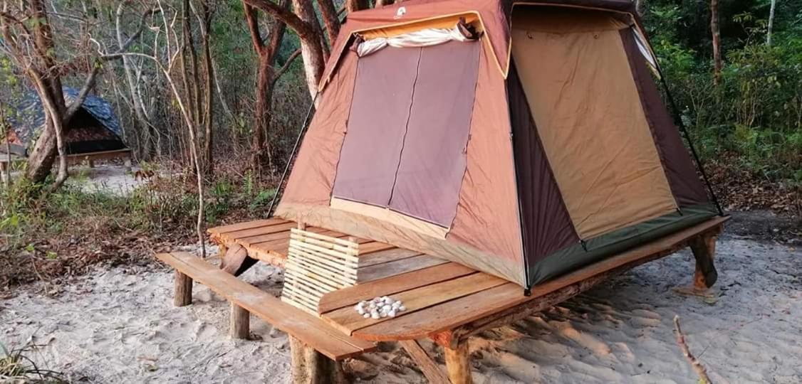ホテル Crusoe Koh Takiev Island Koh Ta Kiev エクステリア 写真