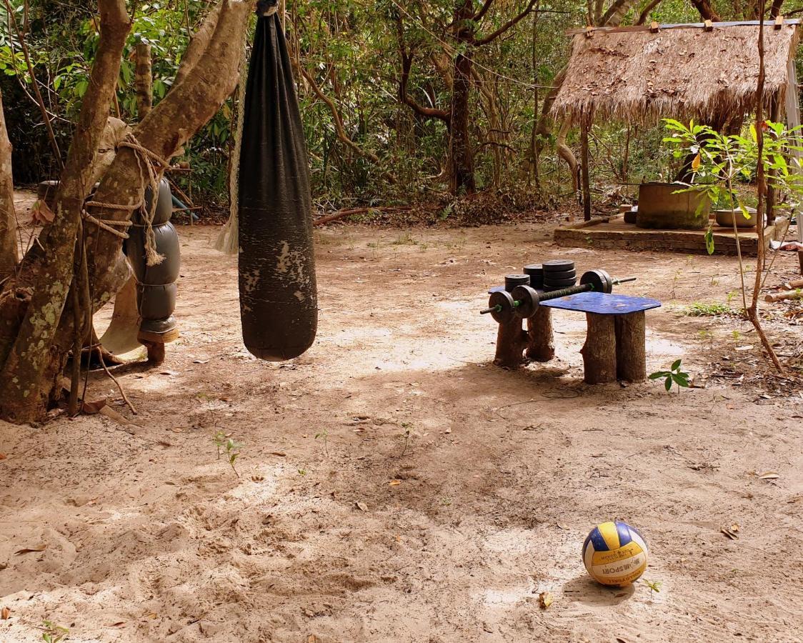 ホテル Crusoe Koh Takiev Island Koh Ta Kiev エクステリア 写真