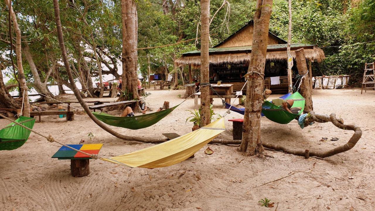 ホテル Crusoe Koh Takiev Island Koh Ta Kiev エクステリア 写真